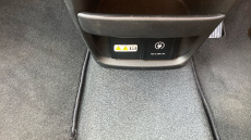 Hyundai INSTER 85kW 02 49kWh 5dr Auto Electric Hatchback